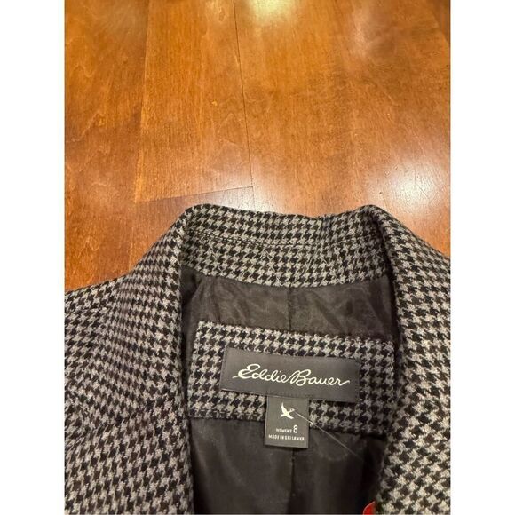 Woman’s Eddie Bauer wool blazer jacket - Picture 2 of 6